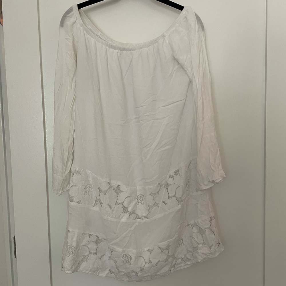 BCBGeneration White off the shoulder casual dress